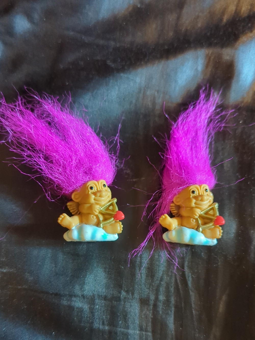 2 Troll Cupid Crayon Topper